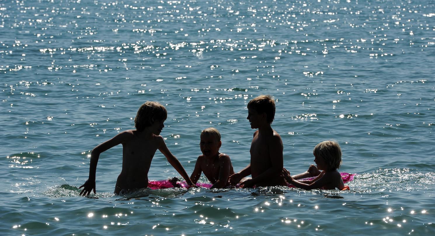 Nudistenstrand Corsica Vakantiepark met naturistenstrand Corsica