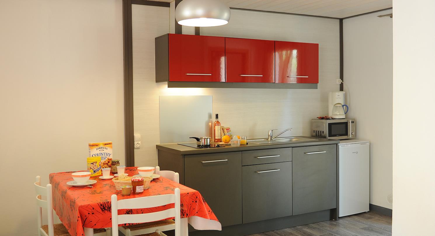 accommodatie, studio op naturistencamping Corsica