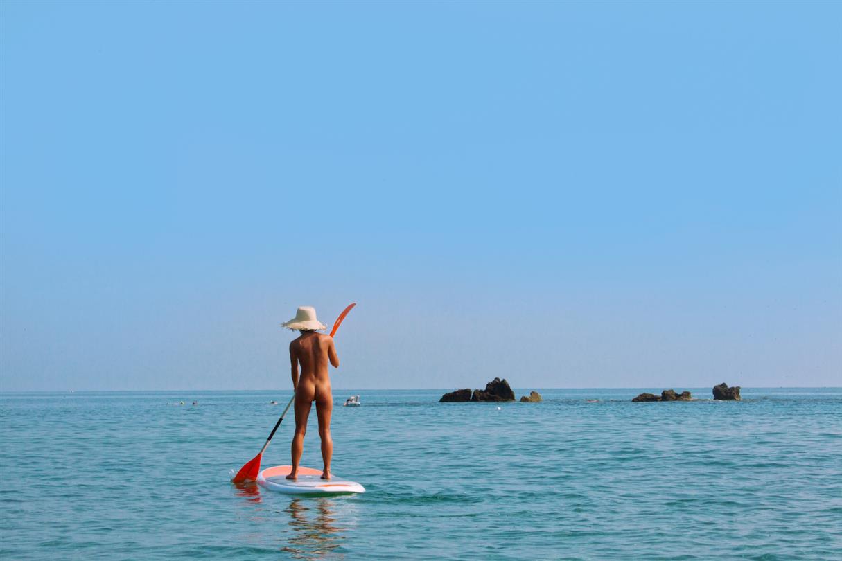 Naturistencamping op Corsica met peddelverhuur tussen Bastia en Porto Vecchio - Domaine de Bagheera