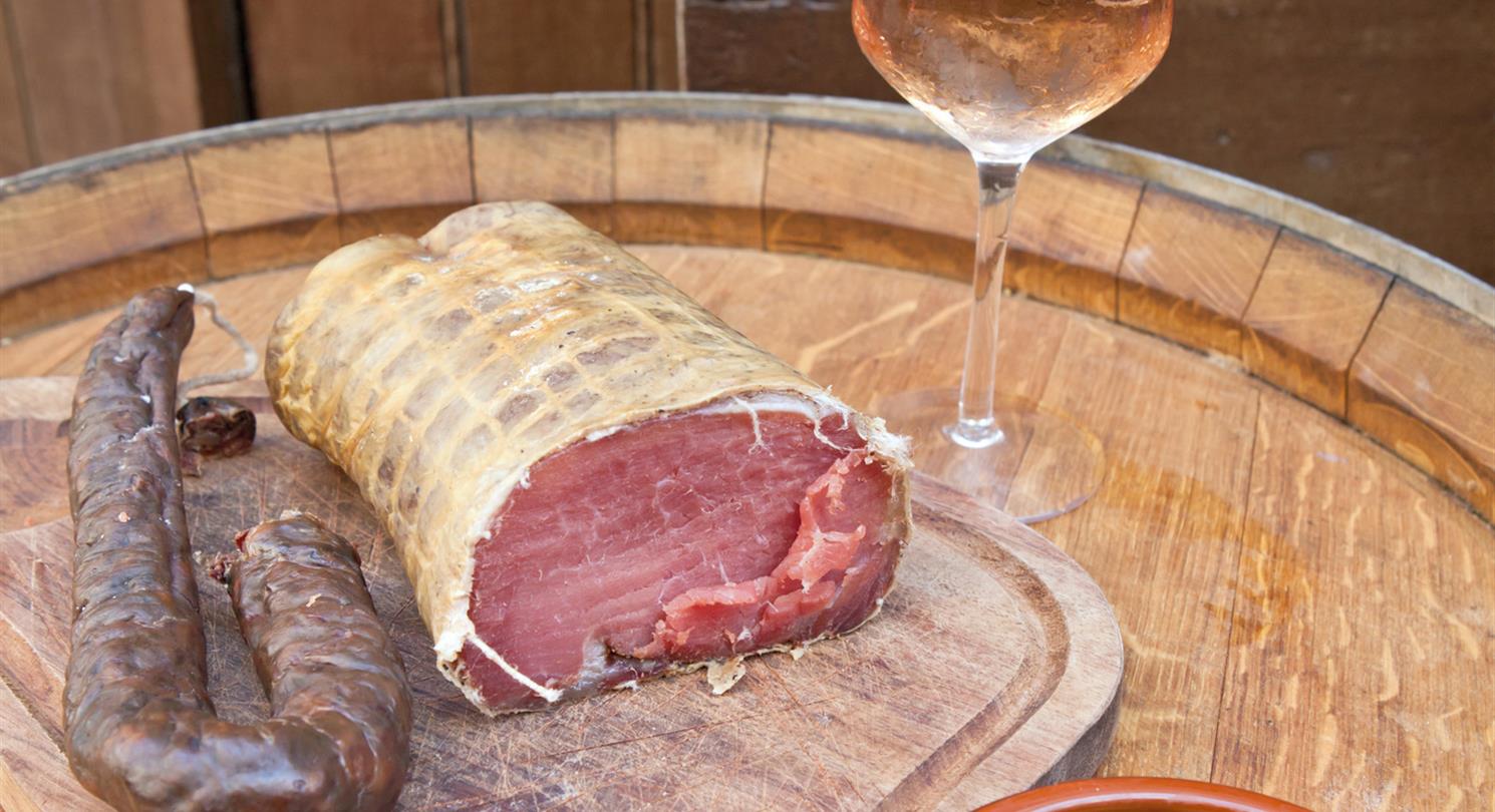 Wines and cured meats Corsica - Stay at the Domaine de Bagheera, naturist campsite