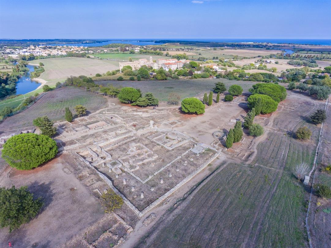 Archeologische site Aleria - Domaine de Bagheera, naturistische vakantie Corsica