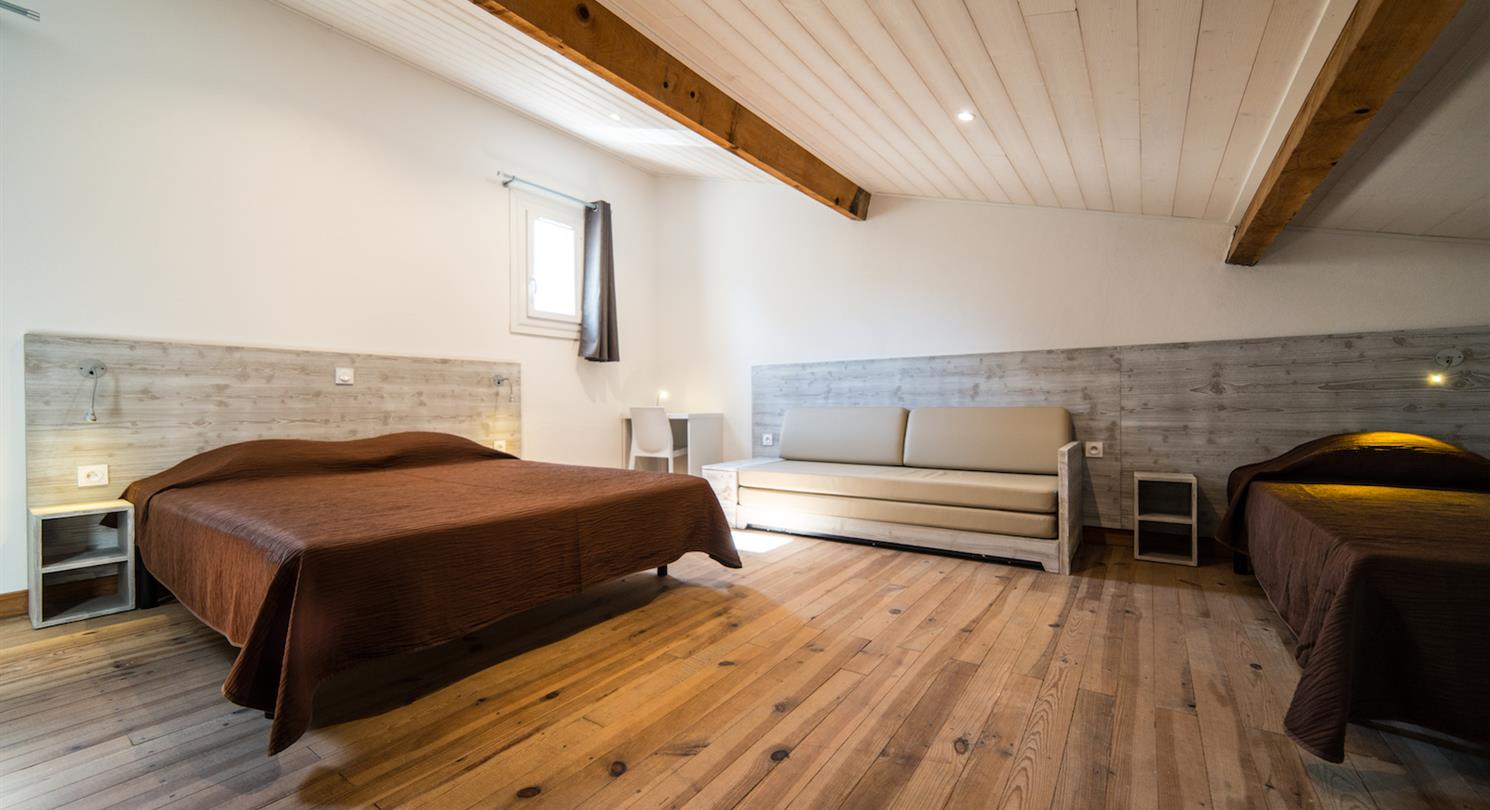 Mezzanine mini Villa Type BS gerenoveerd - Village Vacances Bagheera, naturistencamping Corsica