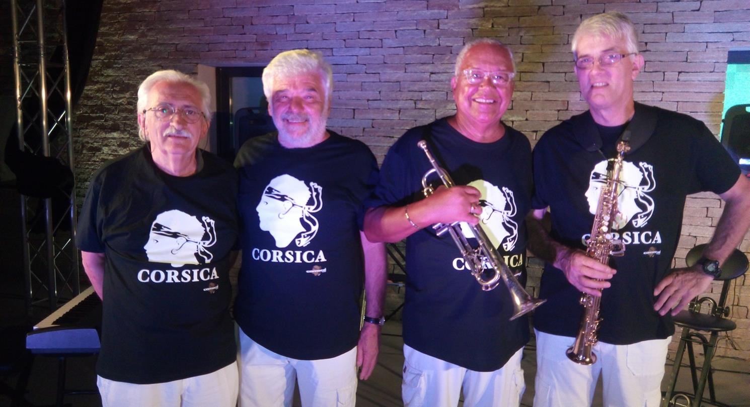 Jean Dionisi Jazz Band-concert in Domaine de Bagheera, naturistendorp Corsica