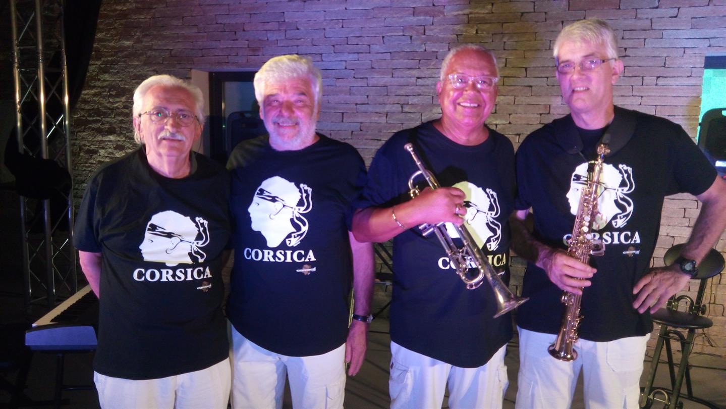 Jean Dionisi Jazz Band-concert in Domaine de Bagheera, naturistendorp Corsica