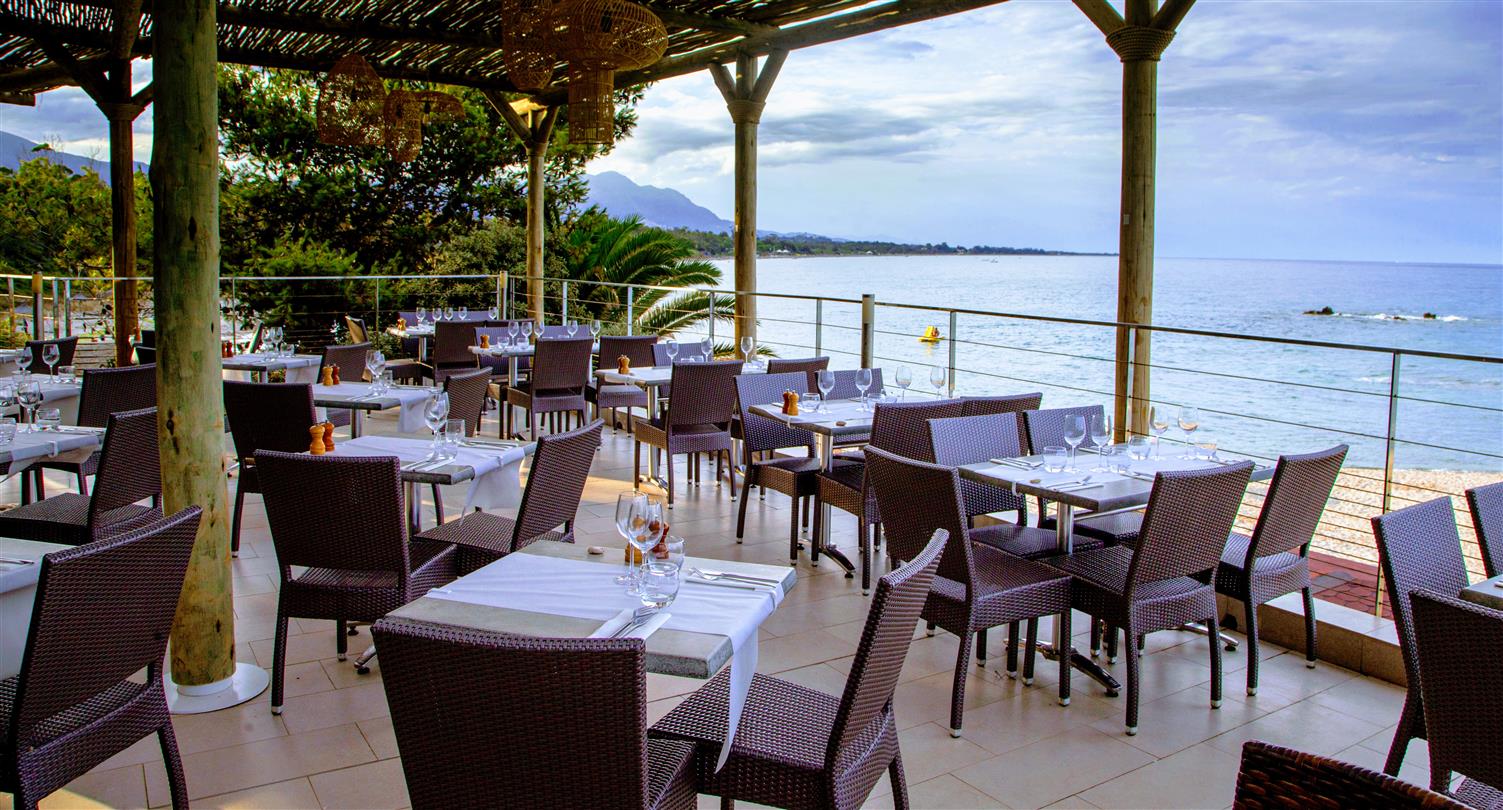 Corsicaans restaurant met panoramisch uitzicht op zee - Domaine de Bagheera