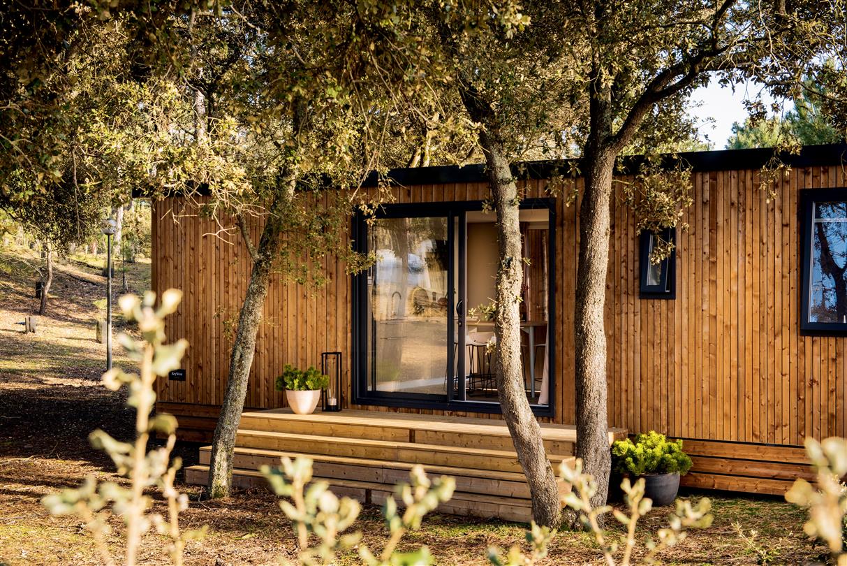 MOBIL HOME K-WEST Luce & Mare Naturistische vakantiewoning op Corsica aan zee