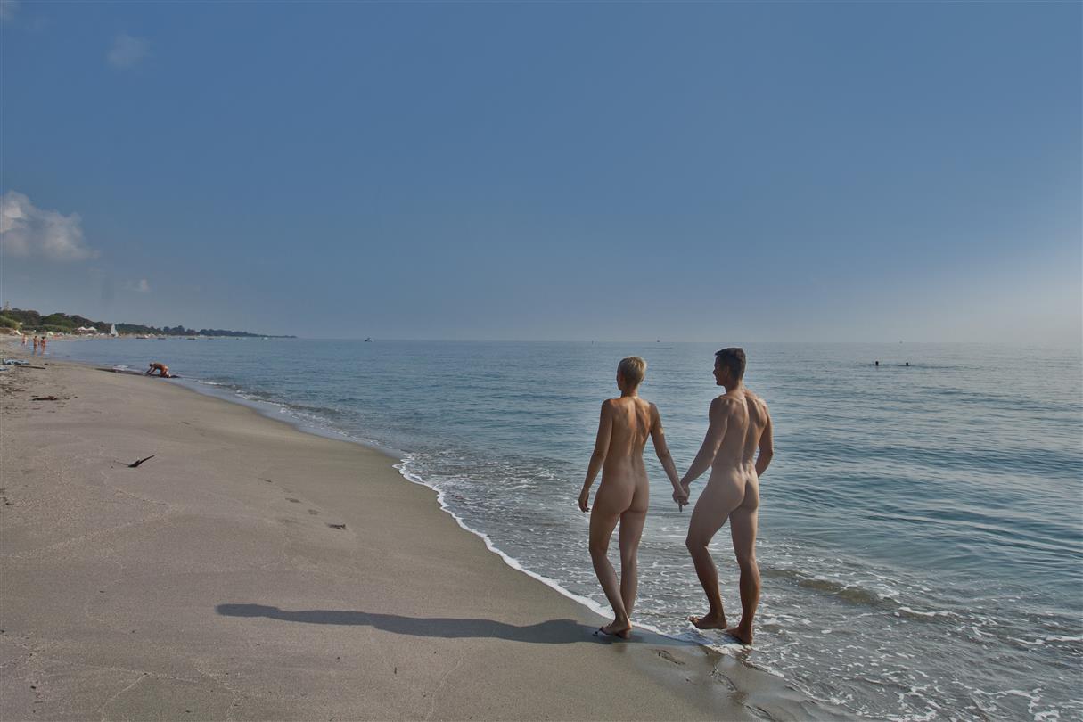 Aanbod naturistencamping corsica, zeezijde 