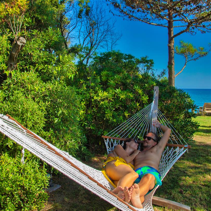 Familieverblijf in een naturistendomein op Corsica, aan de Middellandse Zee - Domaine de Bagheera