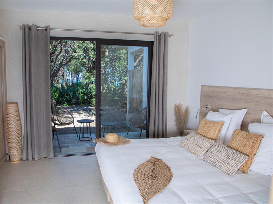 Bravone naturistisch vakantieverblijf met verhuur van villa's, chalets, stacaravans, lodges, minivilla's - Domaine de Bagheera