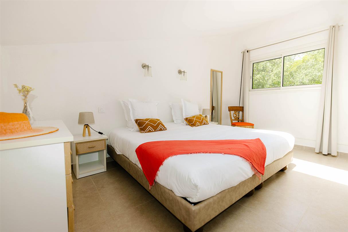Vakantie in de zon in een villa aan zee op Corsica - naturistencamping Corsica